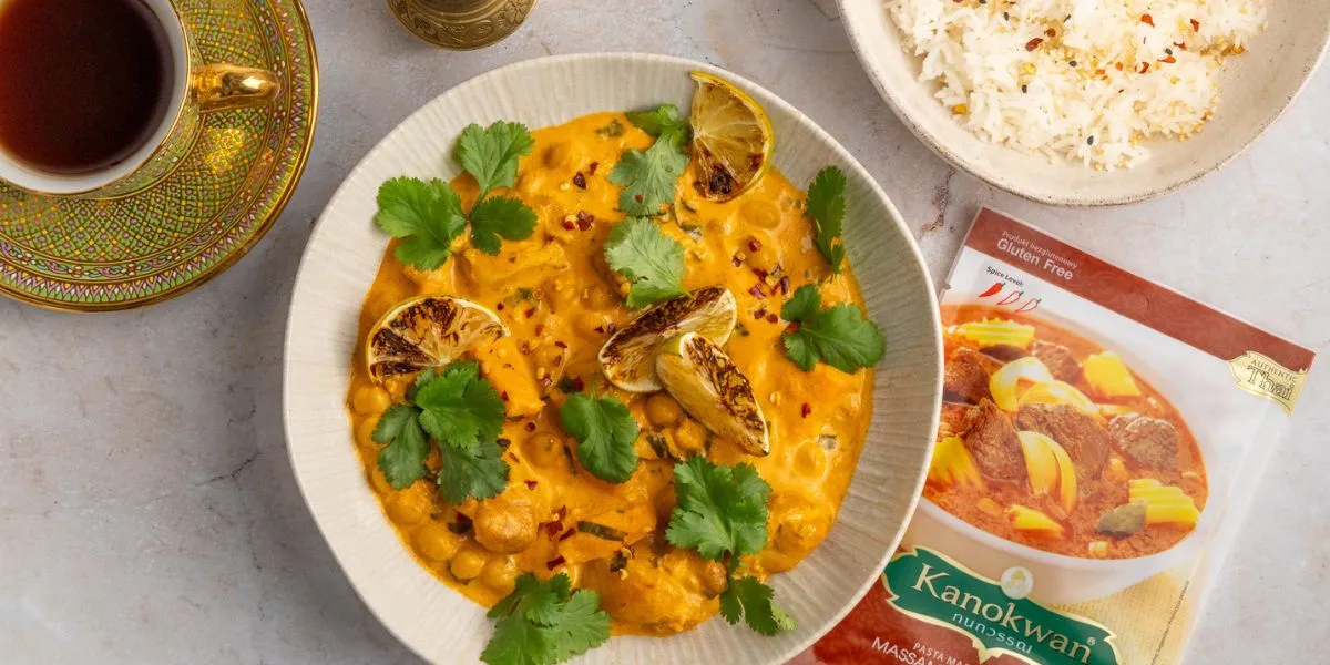 Kremowe massaman curry decare